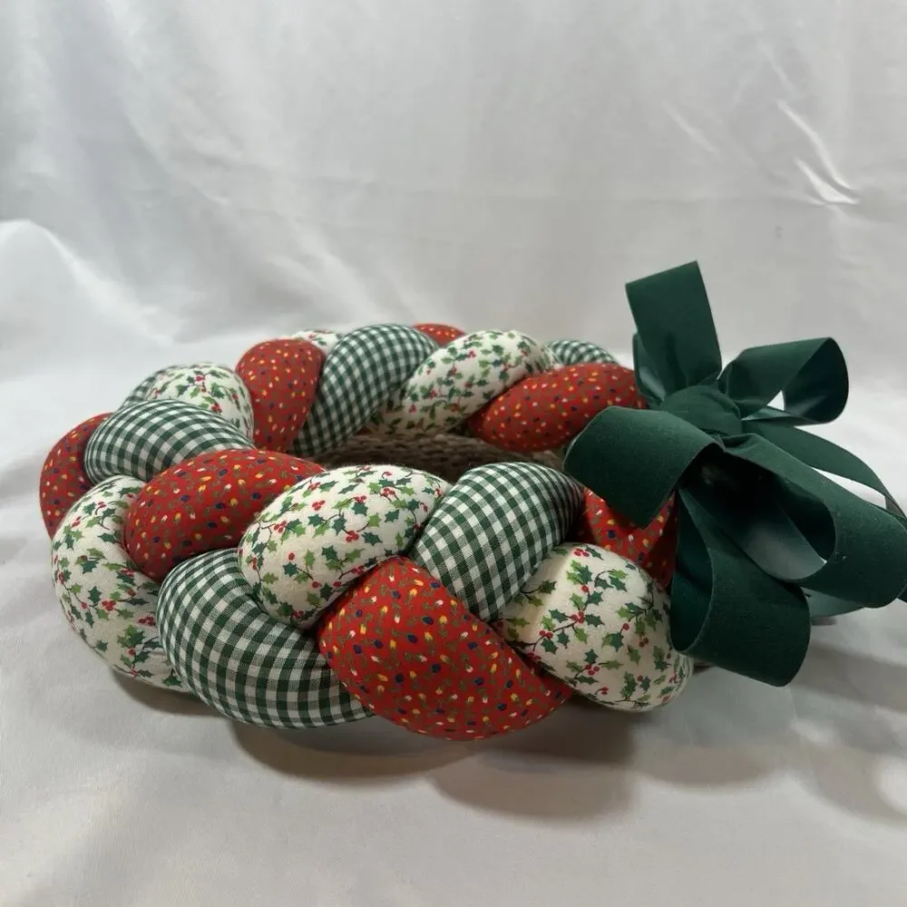 Vintage Christmas Wreath Braided Fabric Plush Hanging Holiday Velvet Green Bow